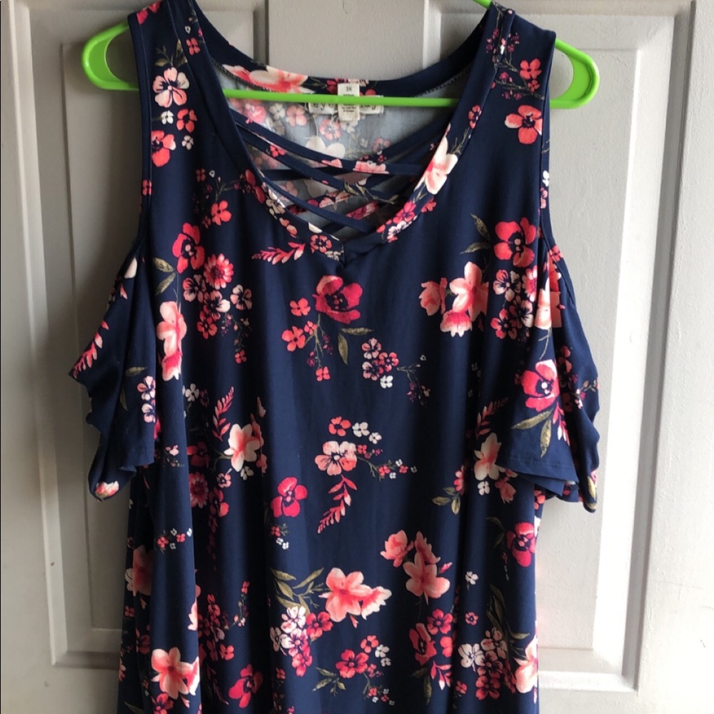 Floral cold shoulder blouse